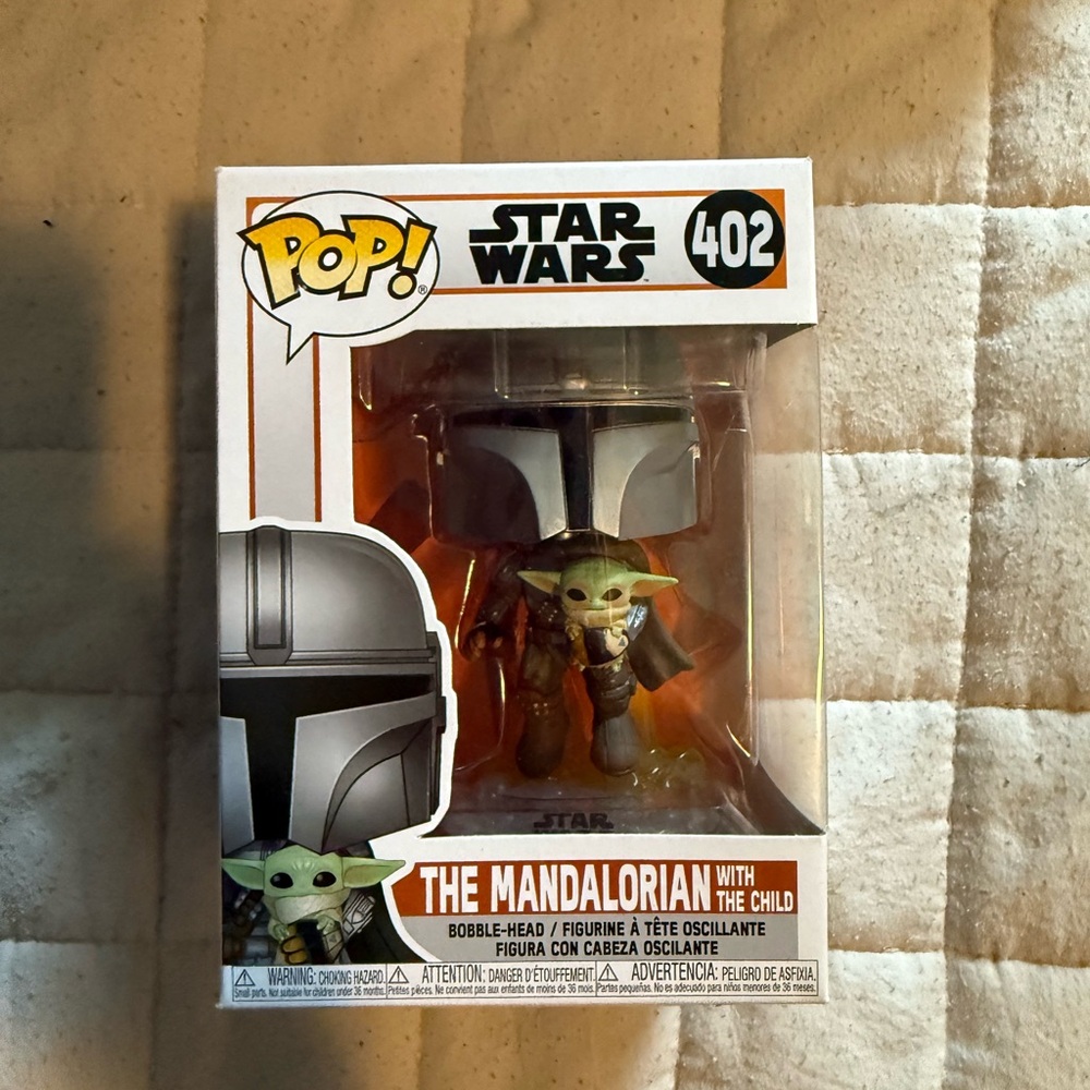 Star Wars The Mandalorian with The Child Bobble-Head